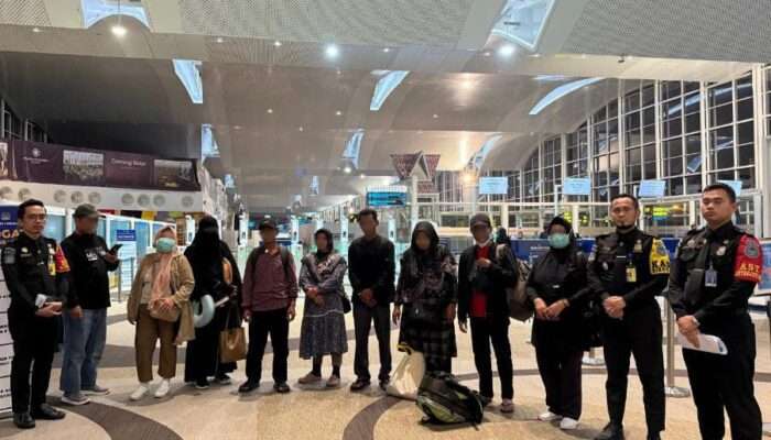 Imigrasi Tunda Keberangkatan 1.243 Jemaah Calon Haji Diduga Nonprosedural dari Sejumlah Bandara
