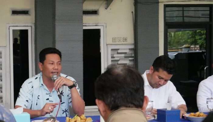 Bupati Sidoarjo, Wagub Jatim, dan Deputi KLHK Gelar Audiensi dengan Pemilik Pabrik Tahu Tropodo Terkait Pencemaran Lingkungan