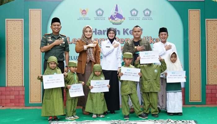 Hadiri Harlah Ke-7 Lembaga Pendidikan Aswaja, Mbak Wali: Mencetak Generasi Penerus Cerdas Serta Berkarakter Unggul dan Akhlak Mulia