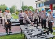 Pastikan Kesiapan Dalam Pelaksanaan Tugas, Kapolres Sigi Pimpin Pemeriksaan Senpi dan Randis