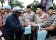 Ramadan Berkah, Kapolda Jatim Berbagi Takjil dan Buka Puasa Bersama Elemen Masyarakat