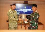 Perkuat Landasan Spiritual Prajurit, Pangkoarmada II Salurkan Wakaf Al-Qur’an