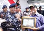 Apresiasi Peran Media, Pangkoarmada II Hadiri Penyematan Pin Jurnalis KJK di KRI Bima Suci