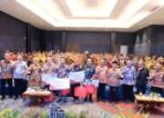 141 PNS Kabupaten Sidoarjo Terima SK Purna Tugas