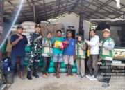 Babinsa Socah Dampingi Distribusi Benih Padi Hibrida untuk Petani