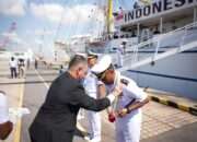 KRI Bima Suci Tiba di Singapura dalam Pelayaran Muhibah