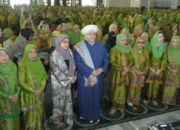 Gubernur Khofifah Hadiri Harlah ke – 80 Muslimat NU