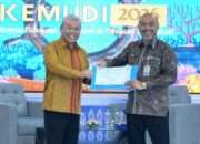 KEMUDI UHT Perkuat Komunikasi Mahasiswa dan Pimpinan Universitas