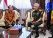 Bahas Penguatan SDM Kesehatan, Rektor UNAIR Terima Audiensi Kapuskes TNI dan Kapuskesad