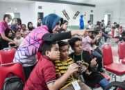 Ketua Pengurus Daerah Ambon Yayasan Hang Tuah Resmi Tutup English Holiday Camp 2026
