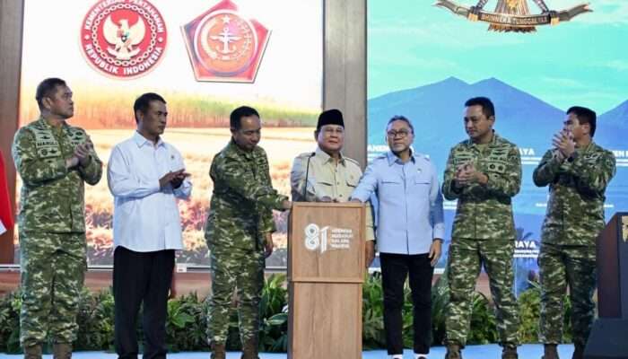 Presiden Prabowo: Anggaran Pertahanan dan Polri Bila Perlu Dikurangi untuk Hapus Kemiskinan