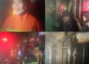 Diduga Akibat Korsleting Listrik, Sebuah Rumah di Jalan Mleto No. 38 Surabaya Terbakar