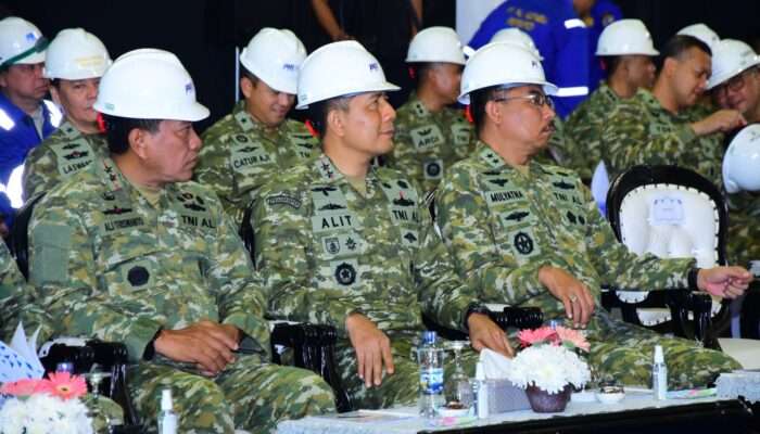 Pangkoarmada II Hadiri First Steel Cutting Kapal Selam Scorpene, Tonggak Baru Modernisasi Kekuatan Bawah Laut TNI AL