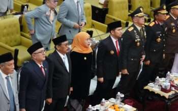 Pangdam V/Brawijaya Hadiri Rapat Paripurna Istimewa HUT ke-81 Kemerdekaan RI di DPRD Jawa Timur